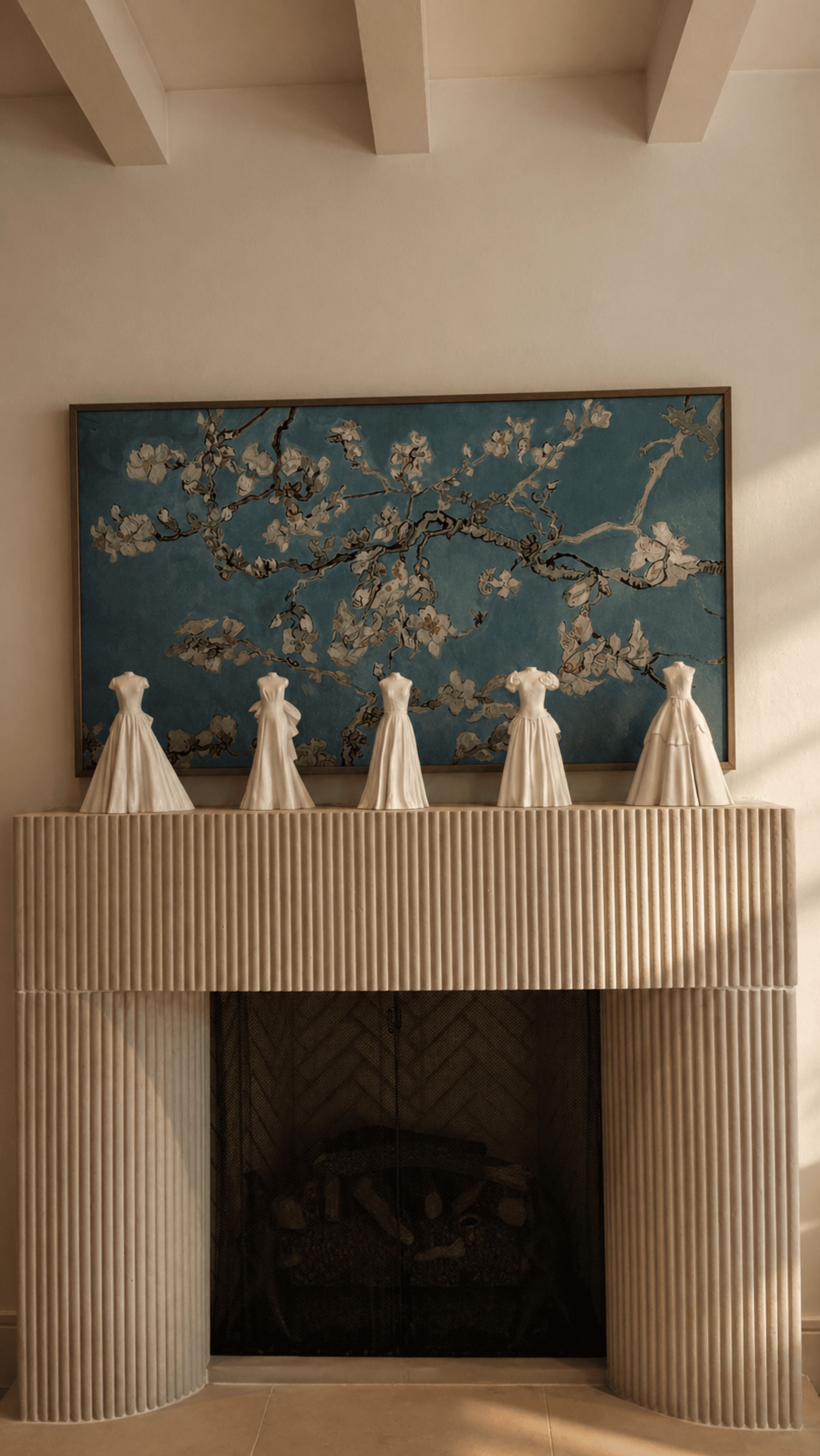 Cheminée aux cinq sculptures